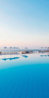 Louis Apostolata Island Resort