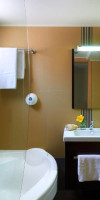 Macaris Suites & Spa