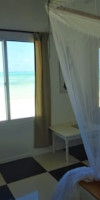 MAKUTI BEACH BUNGALOWS