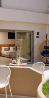 MALIA BAY BEACH HOTEL
