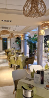 Krabi Inn & Omm Hotel