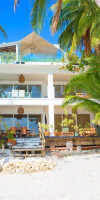 Mayumi Beach Villa