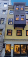 MERODDI GALATA MANSION