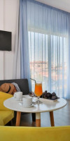 Mikes Kanarium Hotel