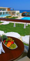 MINOA PALACE RESORT & SPA