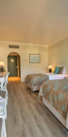 MIRAGE PARK RESORT HOTEL