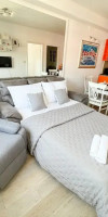 MIRROR apartment