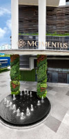 Momentus Hotel Alexandra