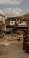 Mona Hotel