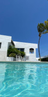 Movida Inn