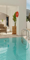 Nami Hotel & Suites