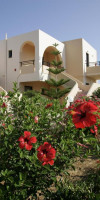 Nanakis Beach Apartments