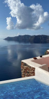 Nano Oia Canaves