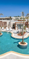 NOBLE HOTEL & SUITES