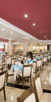 GRAND HOTEL