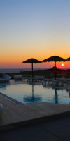 Oia Sunset Villas