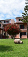 Oula Maisonettes