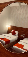 OYO 271 Parasol Hotel
