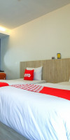 OYO 426 ALL DAY HOSTEL @ SUKHUMVIT