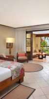 Paradis Beachcomber Golf Resort and Spa
