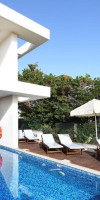 Paradise Cove Beach Villas
