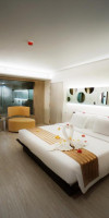 Pattaya Discovery Beach Hotel - SHA Extra Plus