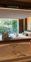 Peach Blossom Resort & Pool Villa - SHA Plus