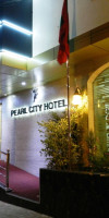 Pearl City Hotel
