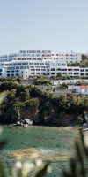 Peninsula Resort & Spa