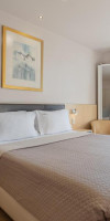 Piraeus City Hotel