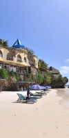 Bahari Beach Hotel