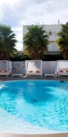 Playa Grande Apartments