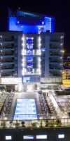 Radisson Blu Hotel, Larnaca