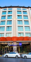 RADISSON BLU PERA
