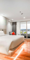 Hotel Radisson RED Phuket Patong Beach