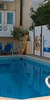 Renia Studios