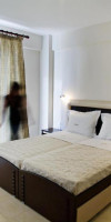 RG Status Hotel
