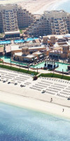 RIXOS BAB AL BAHR