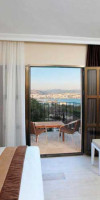 CALDERA EDGE SUITES