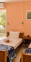 Roussas Studios and Apartments
