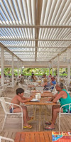 XANADU MAKADI BAY