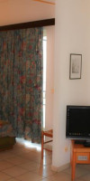 Very Chic Hotel