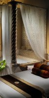 Royal Garden Villas