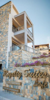 Royalty Suites Loft Halkidiki