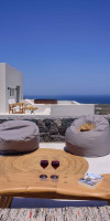 Ryolithos Suites