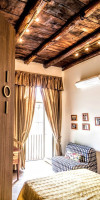 SAN GENNARO BED