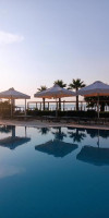 Santa Beach Hotel