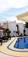 Serpina Hotel