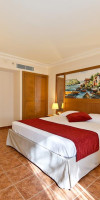 Phuket Marriot Merlin Beach