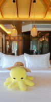 Sinae Phuket Luxury Hotel